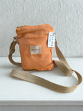 Sac Mobile "Mango" – Tissage Orangé & Éclat Solaire